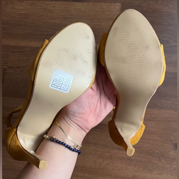 💛 Fringed Mustard Yellow Women’s Stiletto Heels 💛 - Picture 6 of 11